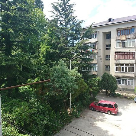 Flat Near The Sea Apartment Gagra Exterior photo