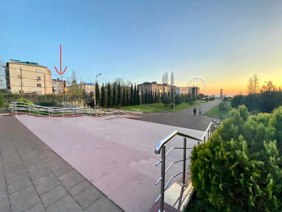 Flat Near The Sea Apartment Gagra Exterior photo