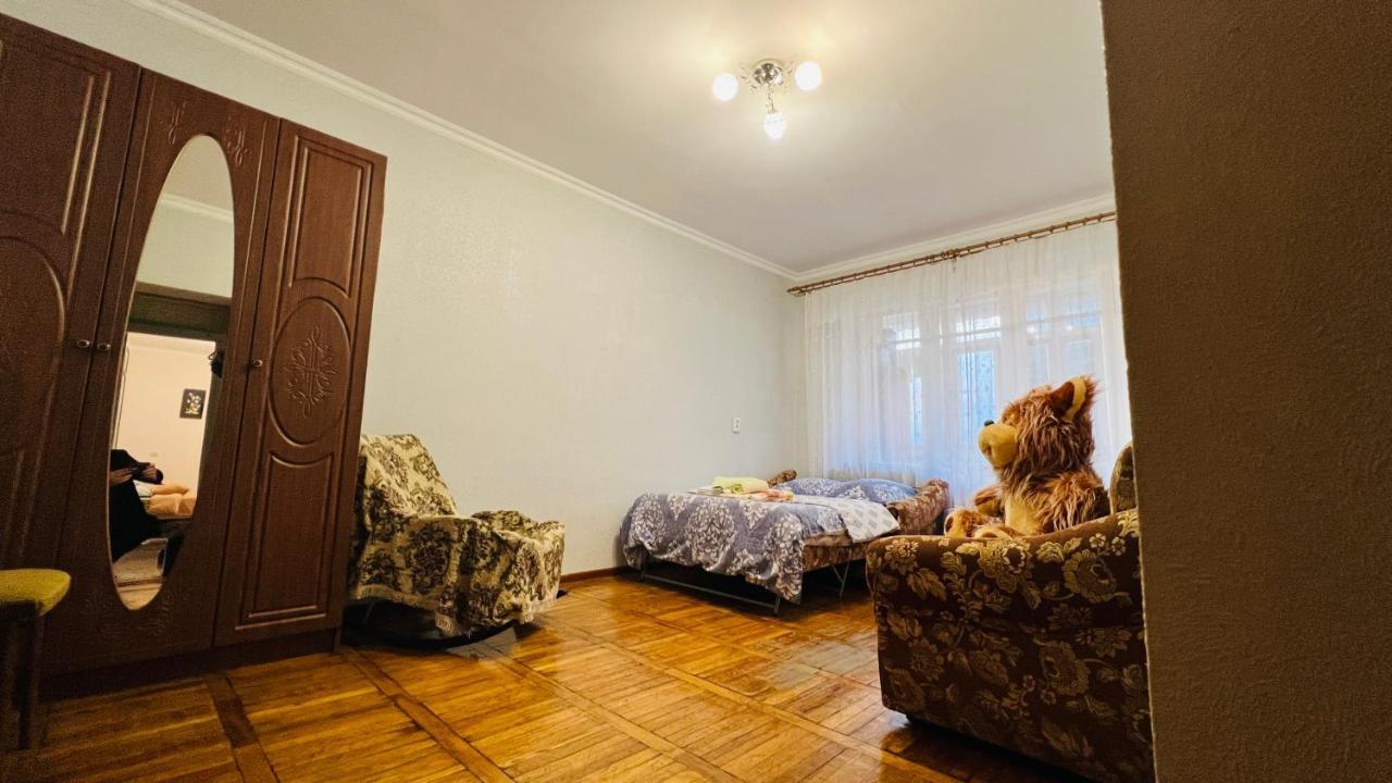Flat Near The Sea Apartment Gagra Exterior photo