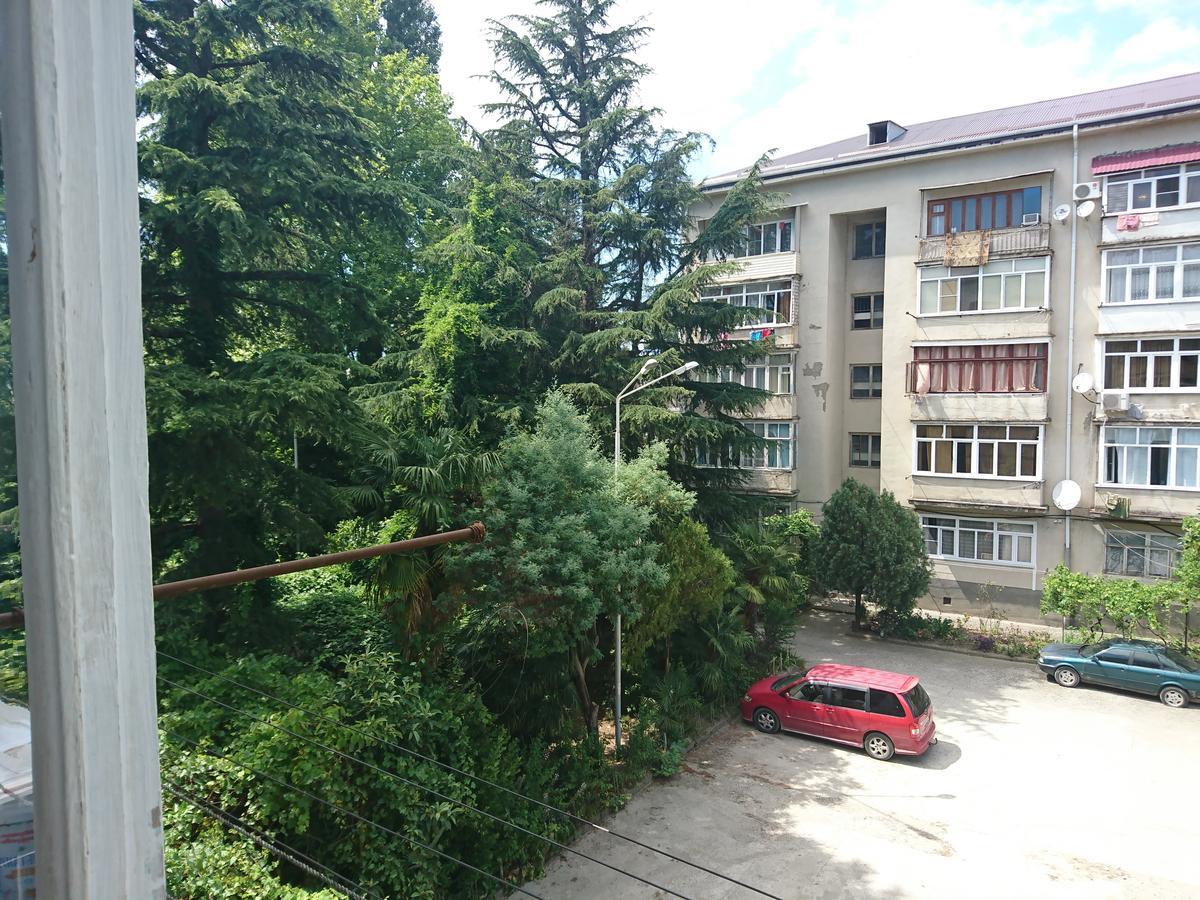 Flat Near The Sea Apartment Gagra Exterior photo